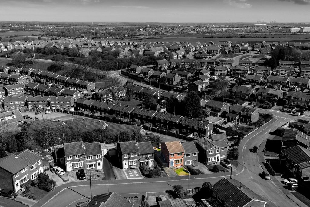 Property photo 3 of 21