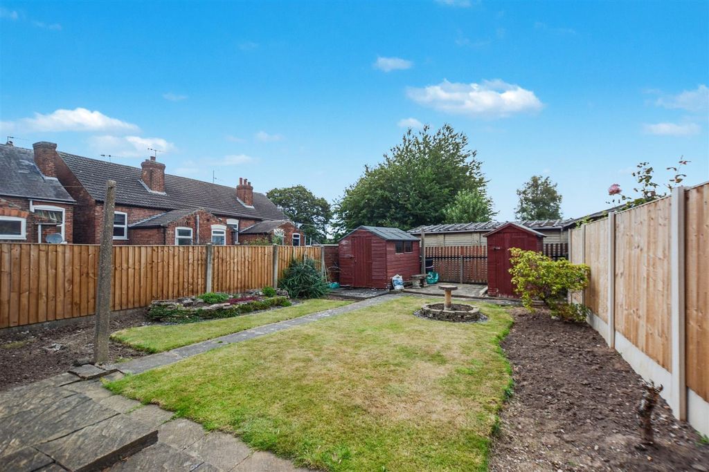 Property photo 3 of 22 Garden_1.Jpeg