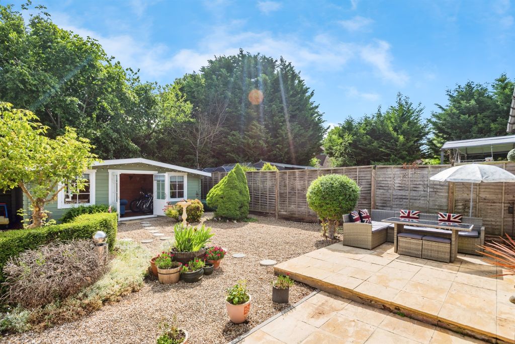 Property photo 3 of 17