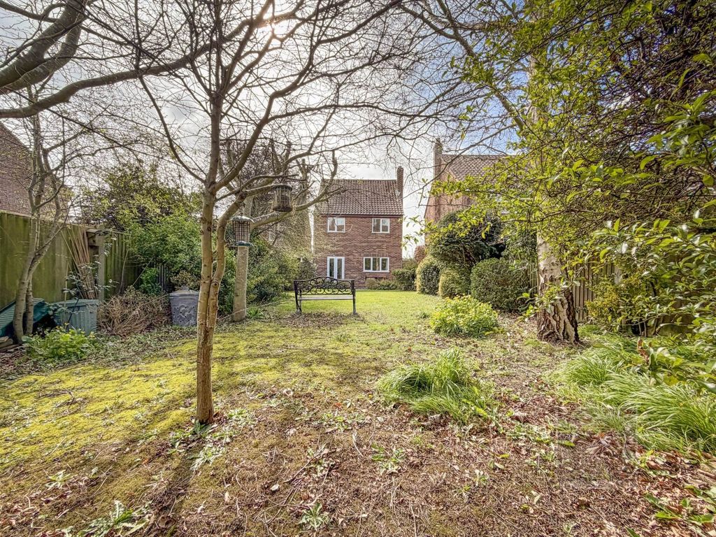 Property photo 1 of 30