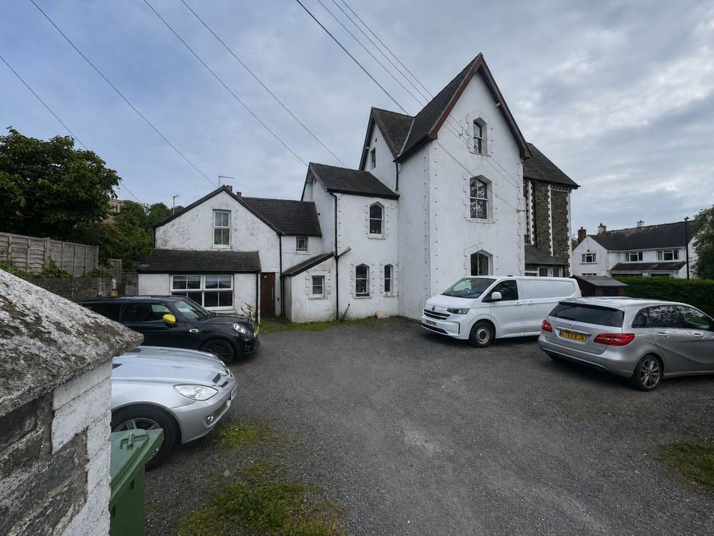 Property photo 1 of 5 Fore Laurels