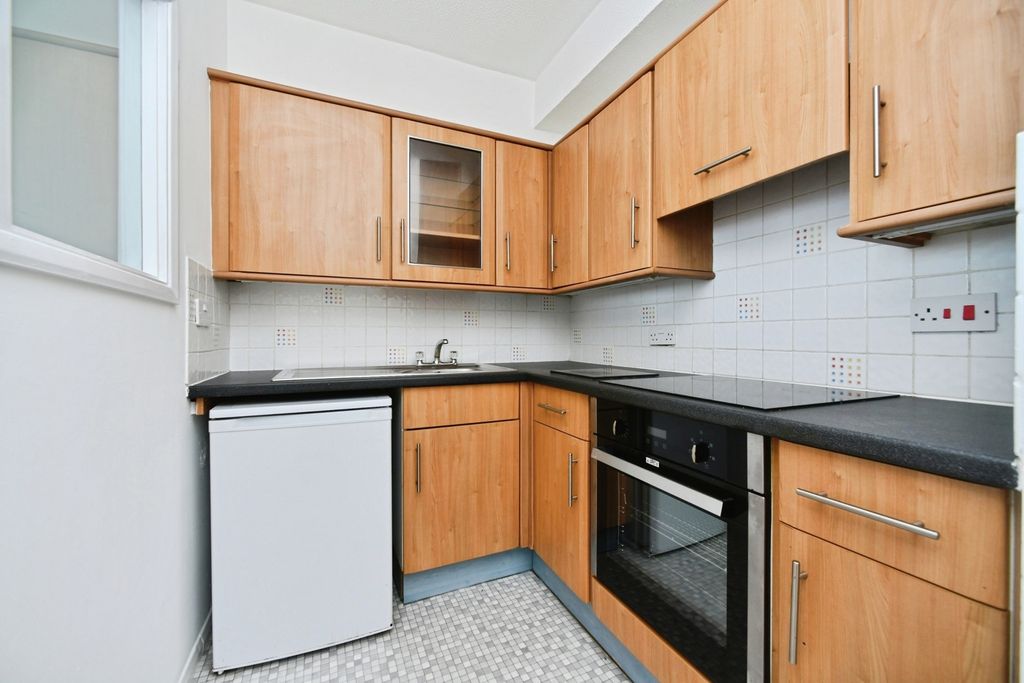 Property photo 3 of 24 Kitchen