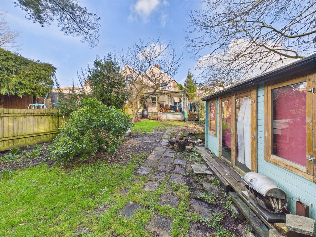 Property photo 1 of 18 Picture No. 10
