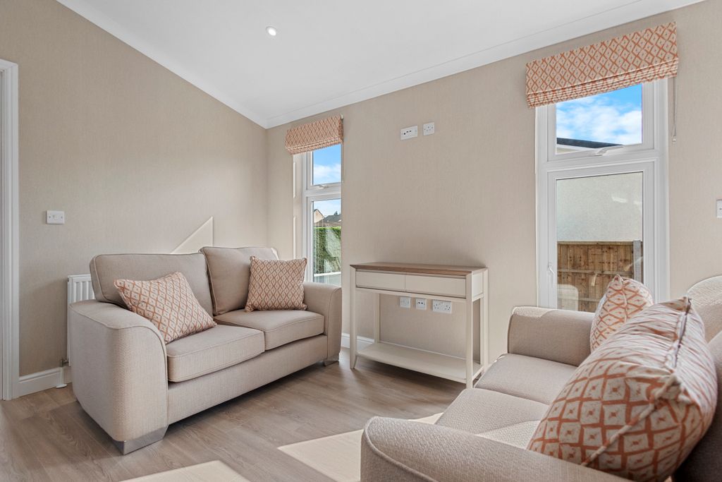 Property photo 1 of 12 Interior