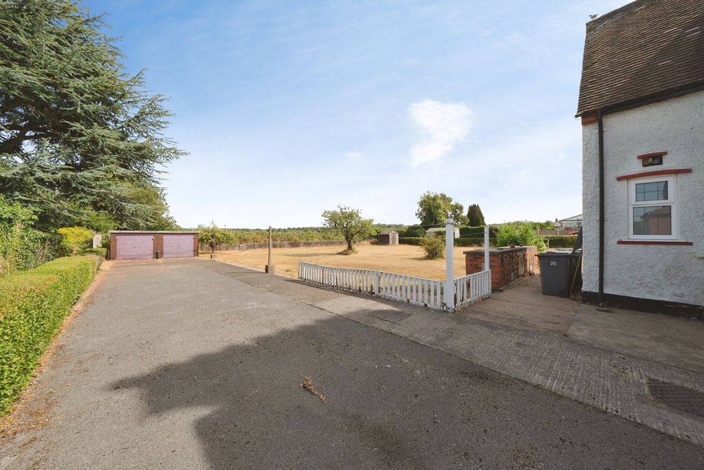Property photo 3 of 19 Pbox-Img.Jpg
