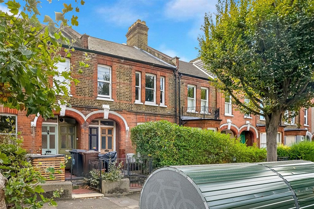 Property photo 2 of 18 Picture No. 07