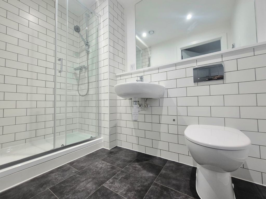 Property photo 3 of 11 Image