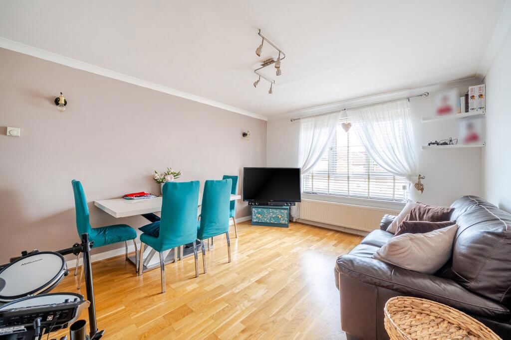 Property photo 3 of 15