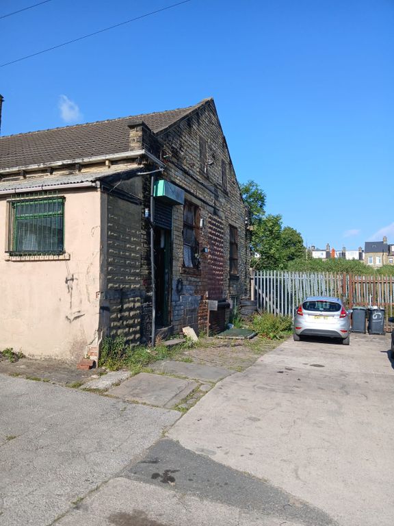 Property photo 1 of 4