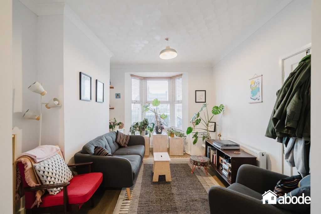 Property photo 2 of 25 Dsc03288-Hdr.Jpg