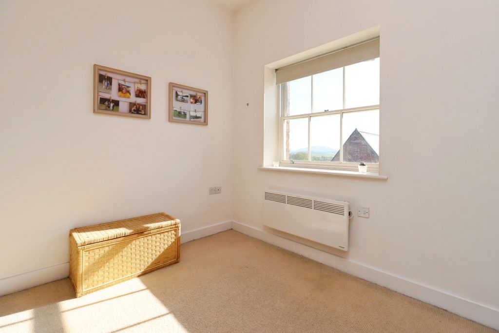 Additional image 9 of 2 bed flat for saleThe Chestnuts, Shrewsbury SY5