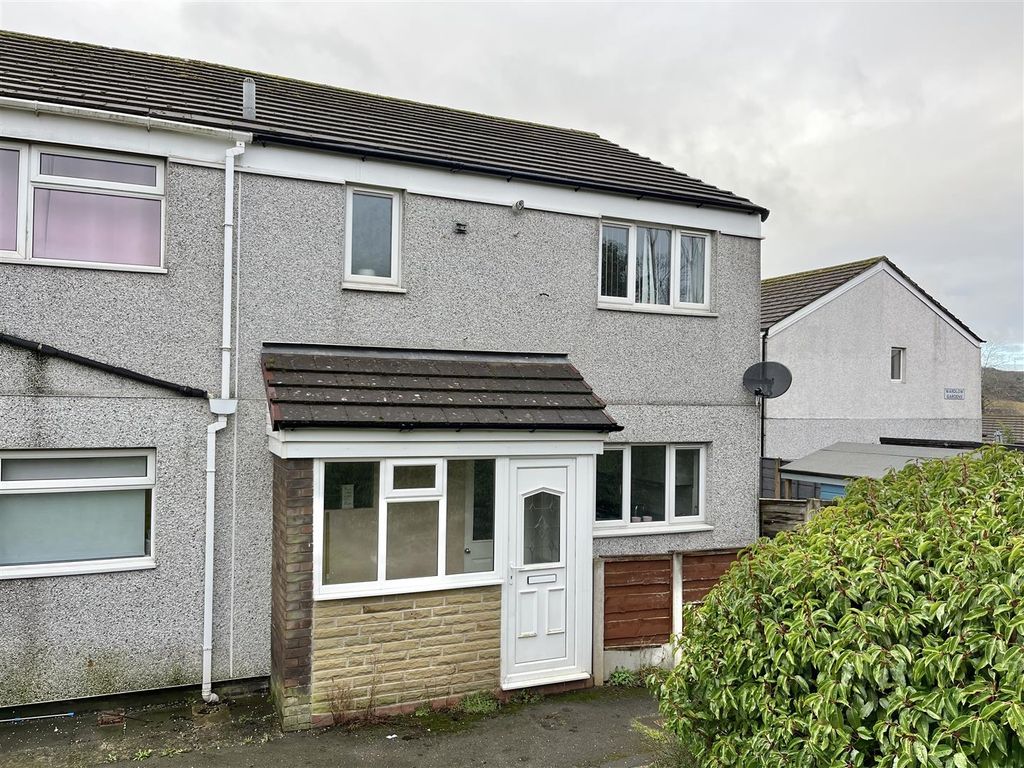 Property photo 1 of 10 Front View