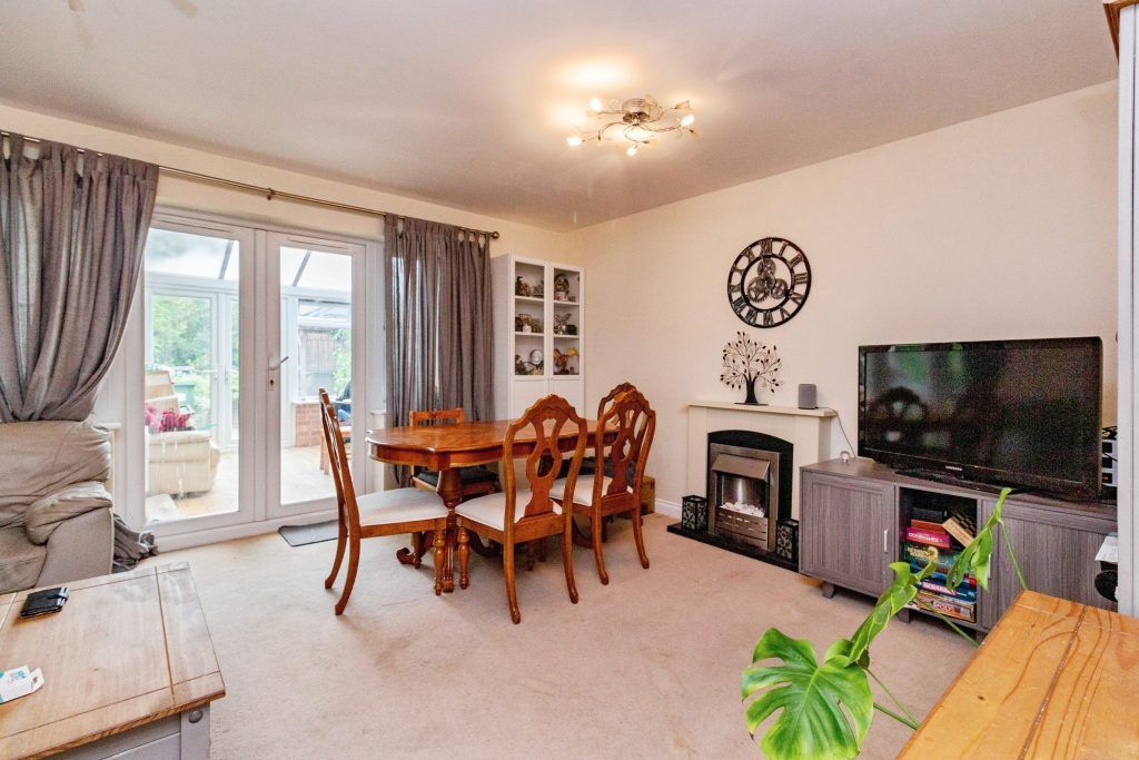 Property photo 3 of 20