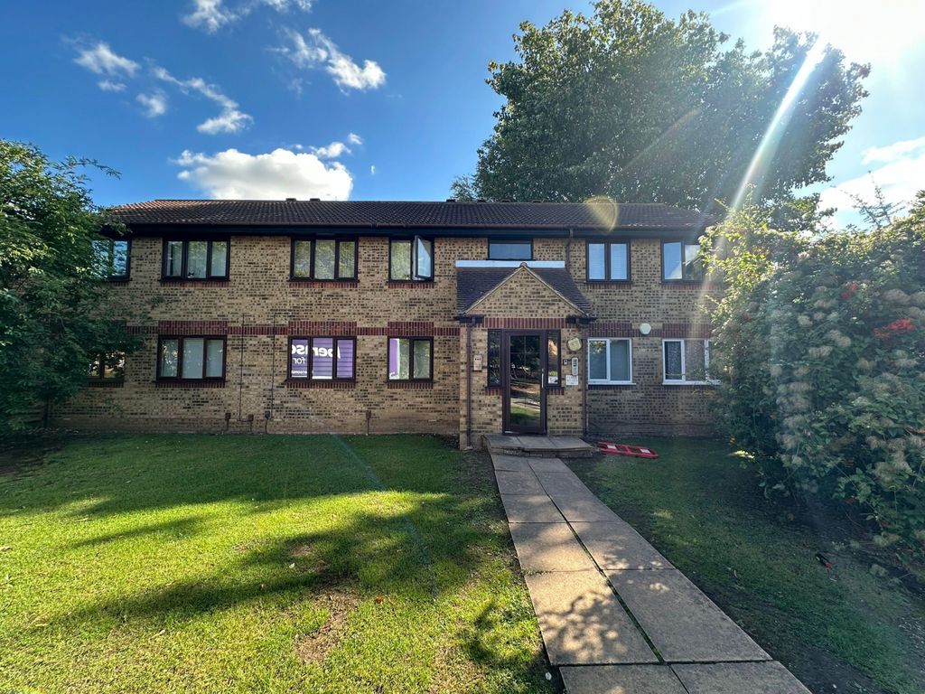 Property photo 1 of 4 2 Bedroom Flat Available To Rent In Grays