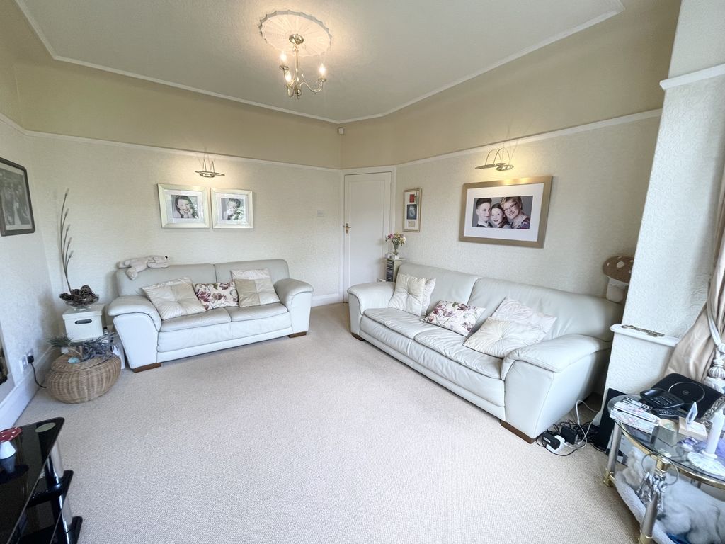 Property photo 3 of 29
