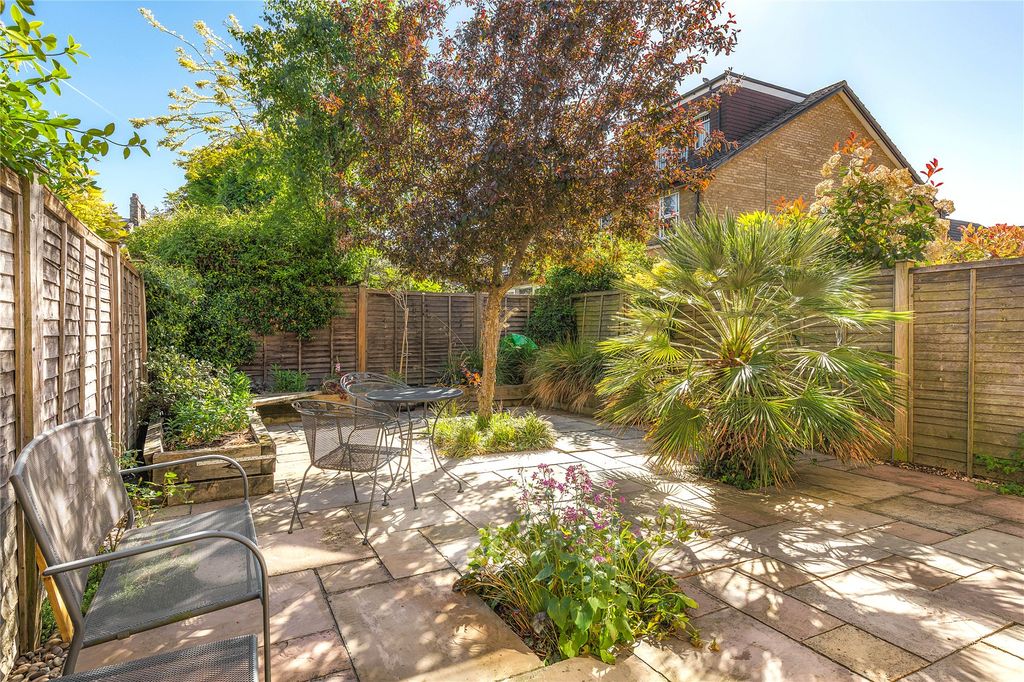 Property photo 3 of 10 Picture No. 03