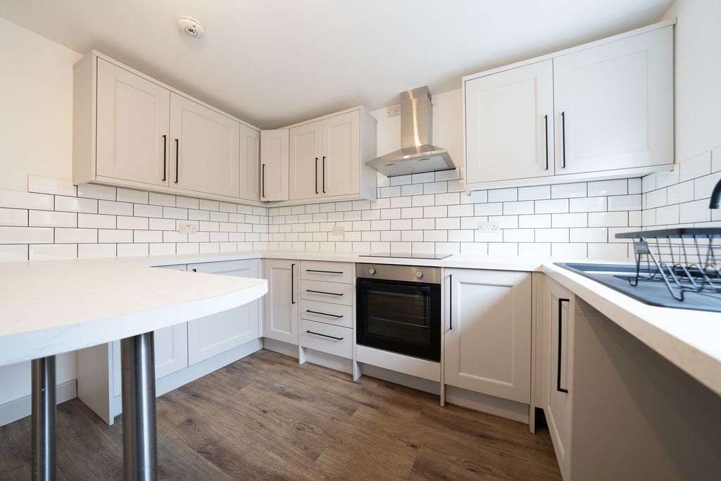 Property photo 2 of 17 Dsc02930