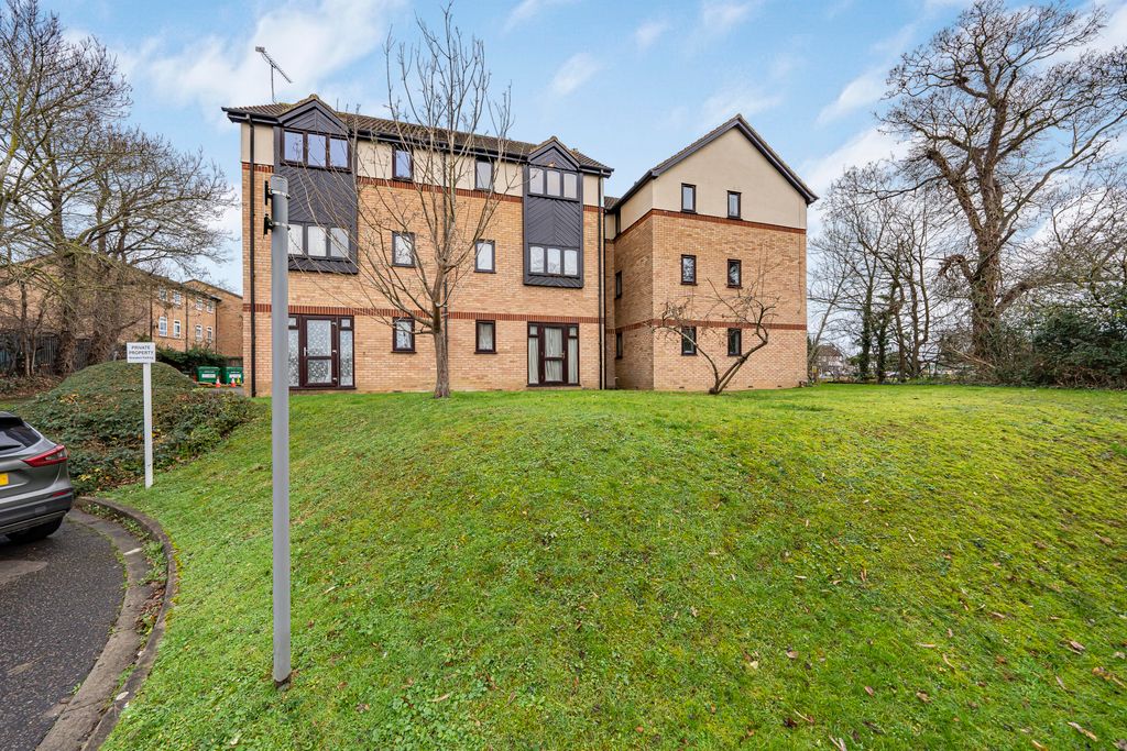 Property photo 2 of 8 Photo Dec 12 2025, 11 41 46 Am