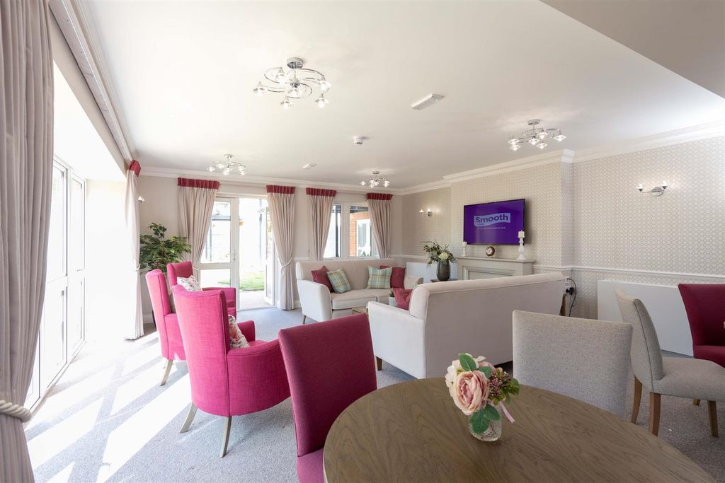 Additional image 15 of 1 bed property for saleColebrooke Lodge, Prices Lane, Reigate RH2
