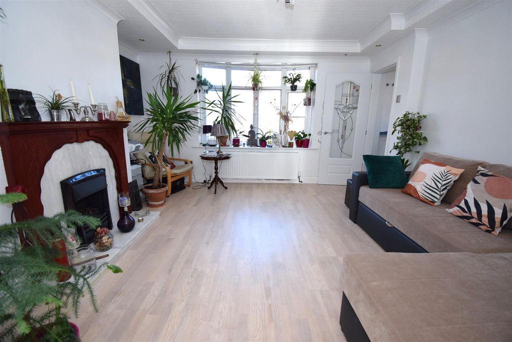 Property photo 3 of 16 Dsc_0002.Jpg