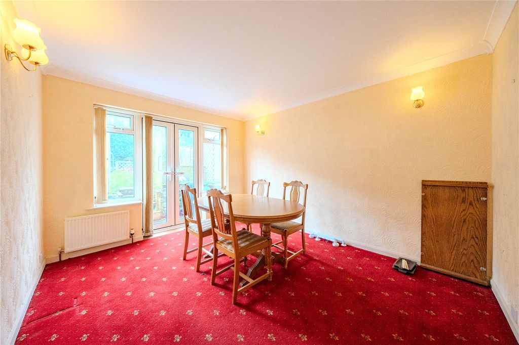 Property photo 3 of 11 Picture No. 01