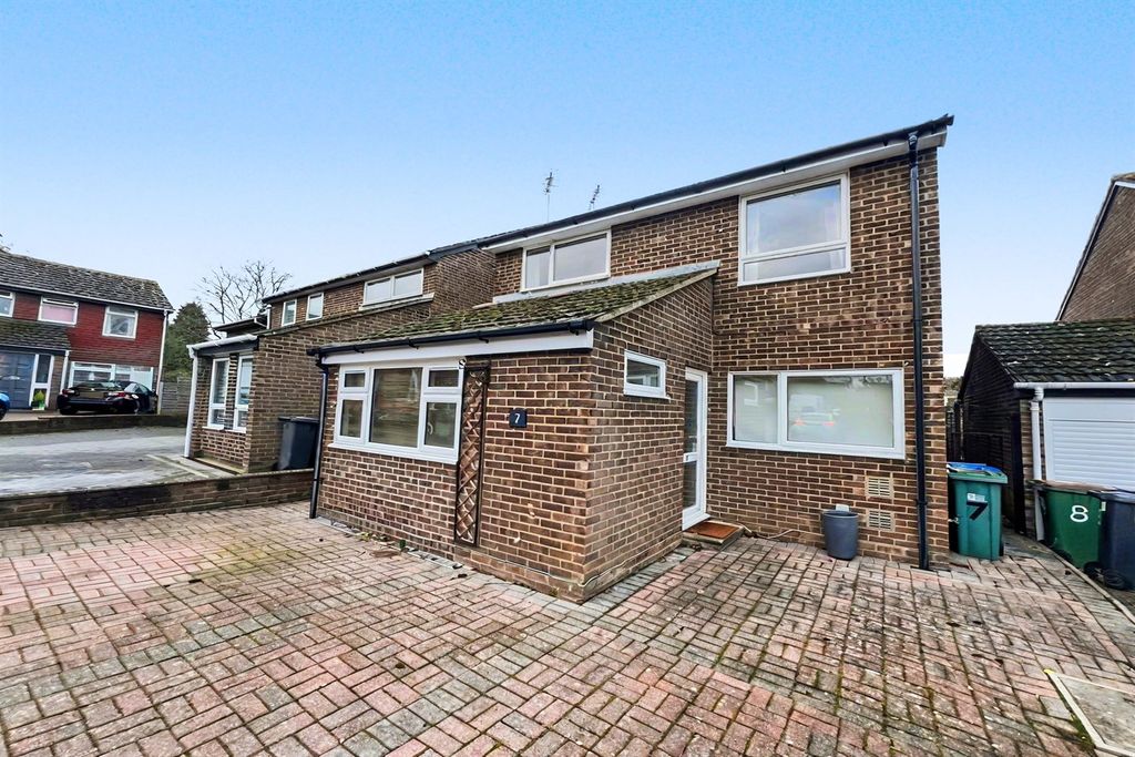 Property photo 1 of 17 (Main)