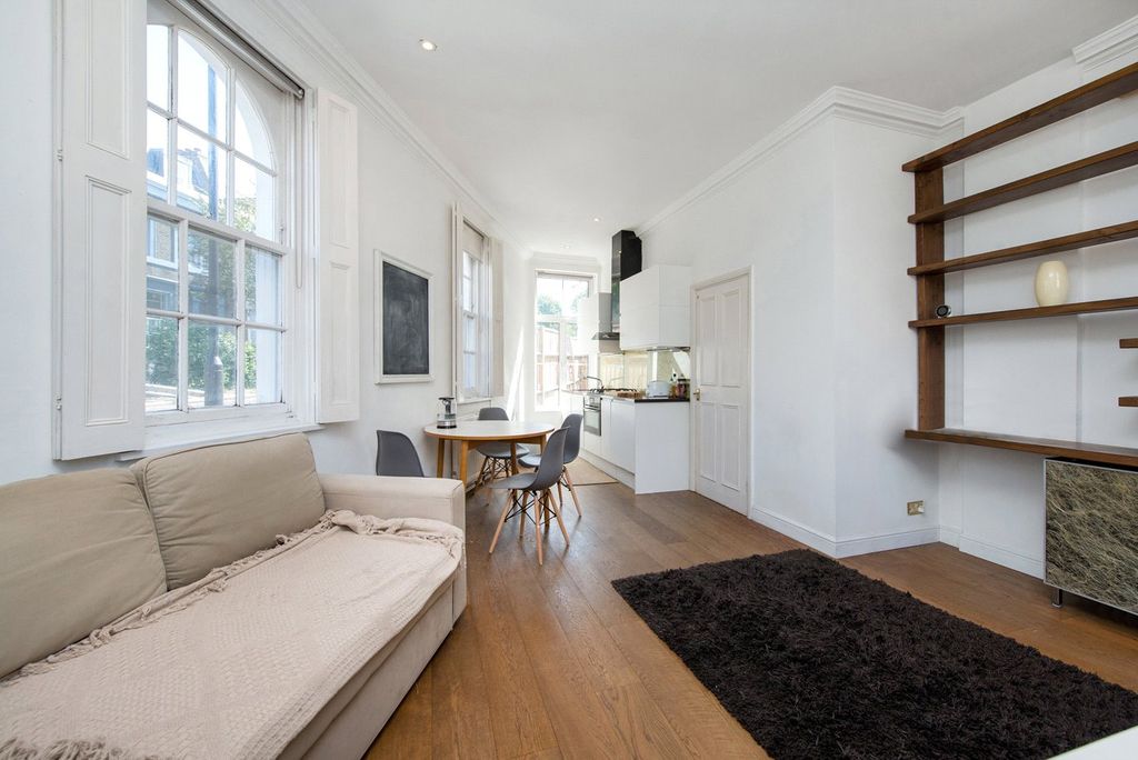 Property photo 1 of 6