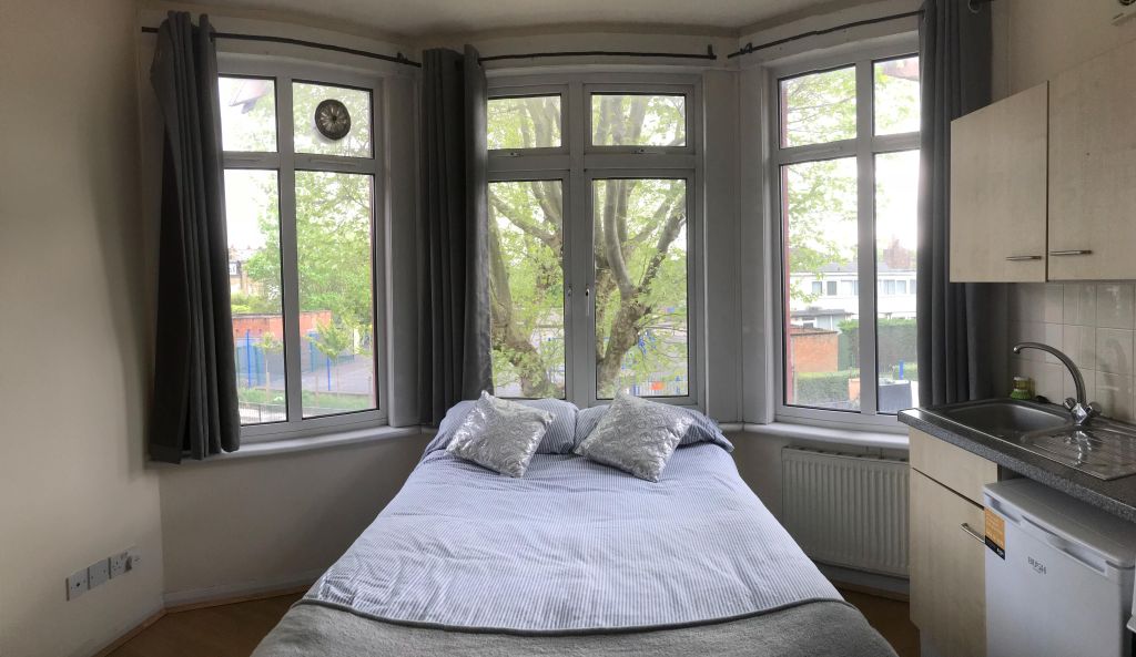 Property photo 3 of 7