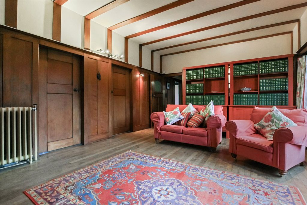 Property photo 3 of 18 Sitting/Dining Room