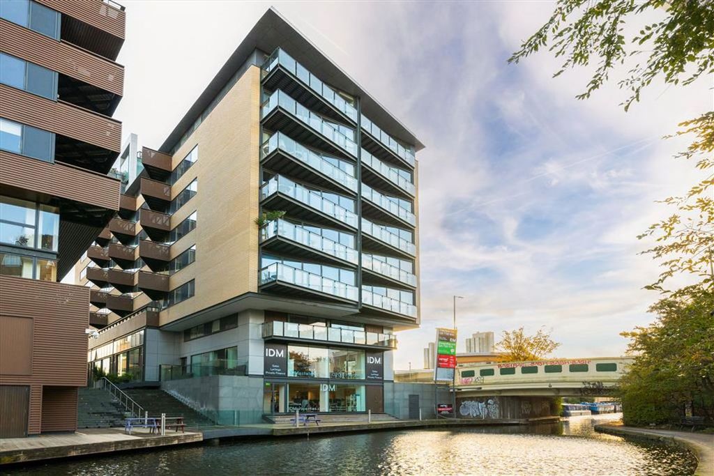 Property photo 1 of 6