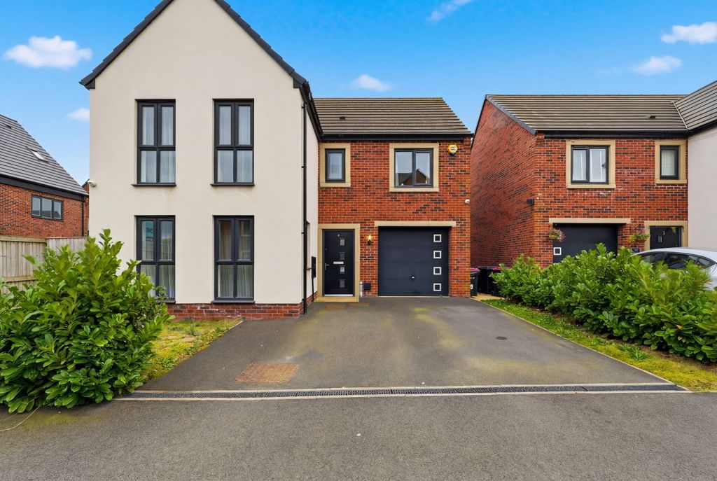 Property photo 1 of 27 0d7242Bc9B3161B1114972ce2A6F0Ea4F7F2F7F0.Jpg