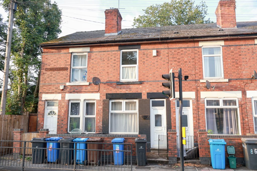 Property photo 1 of 18