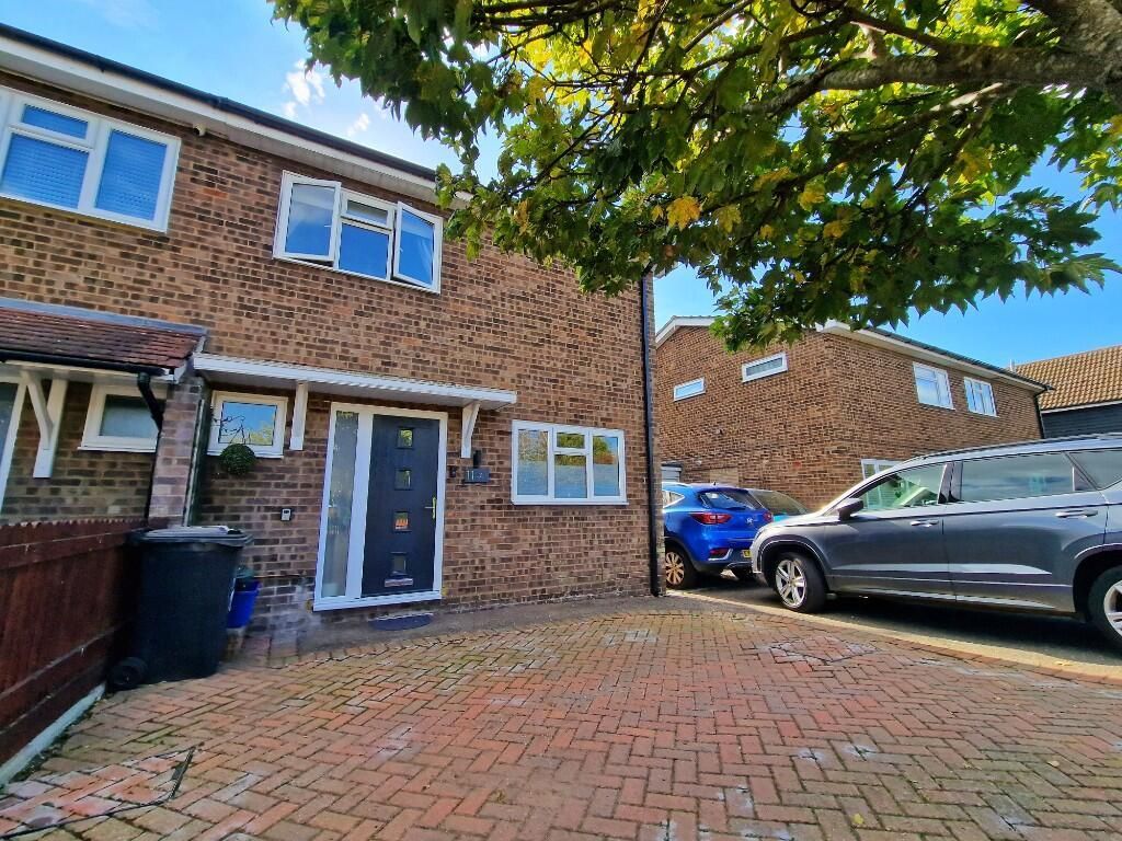 Property photo 2 of 13 212132_Burres00_Img_01_0000.Jpeg