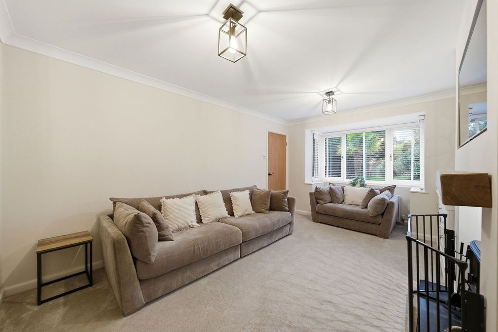 Property photo 3 of 50