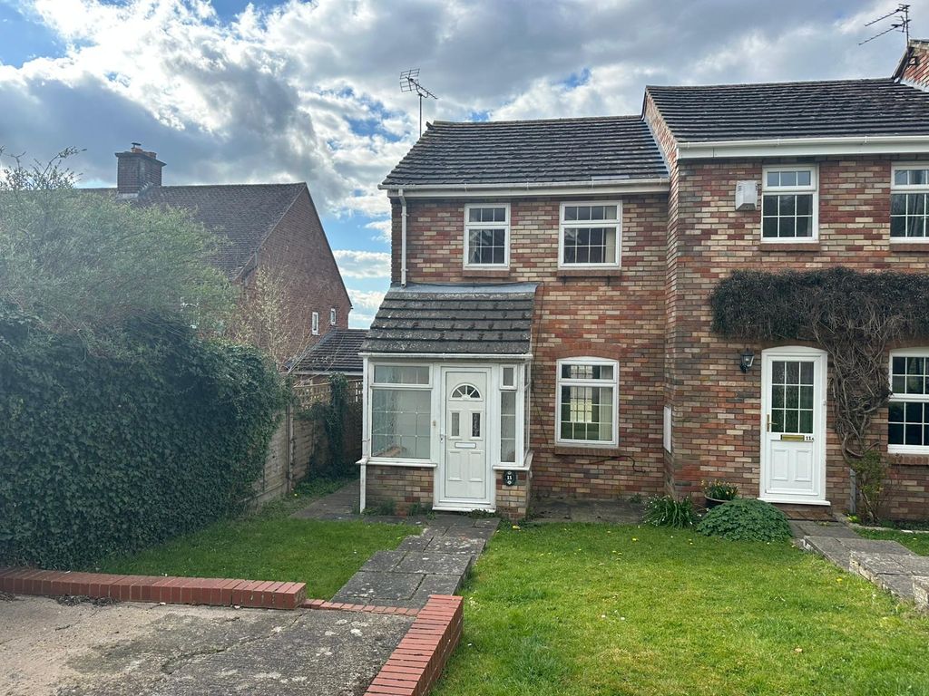 Property photo 1 of 12