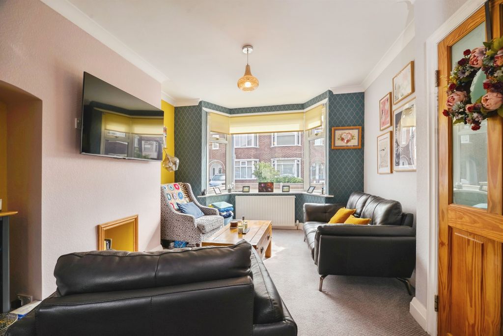 Property photo 3 of 13