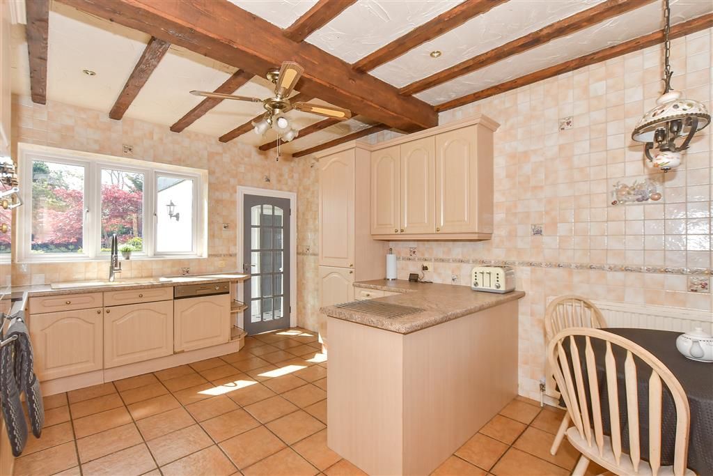 Property photo 2 of 21 Kitchen/ Breakfast Room