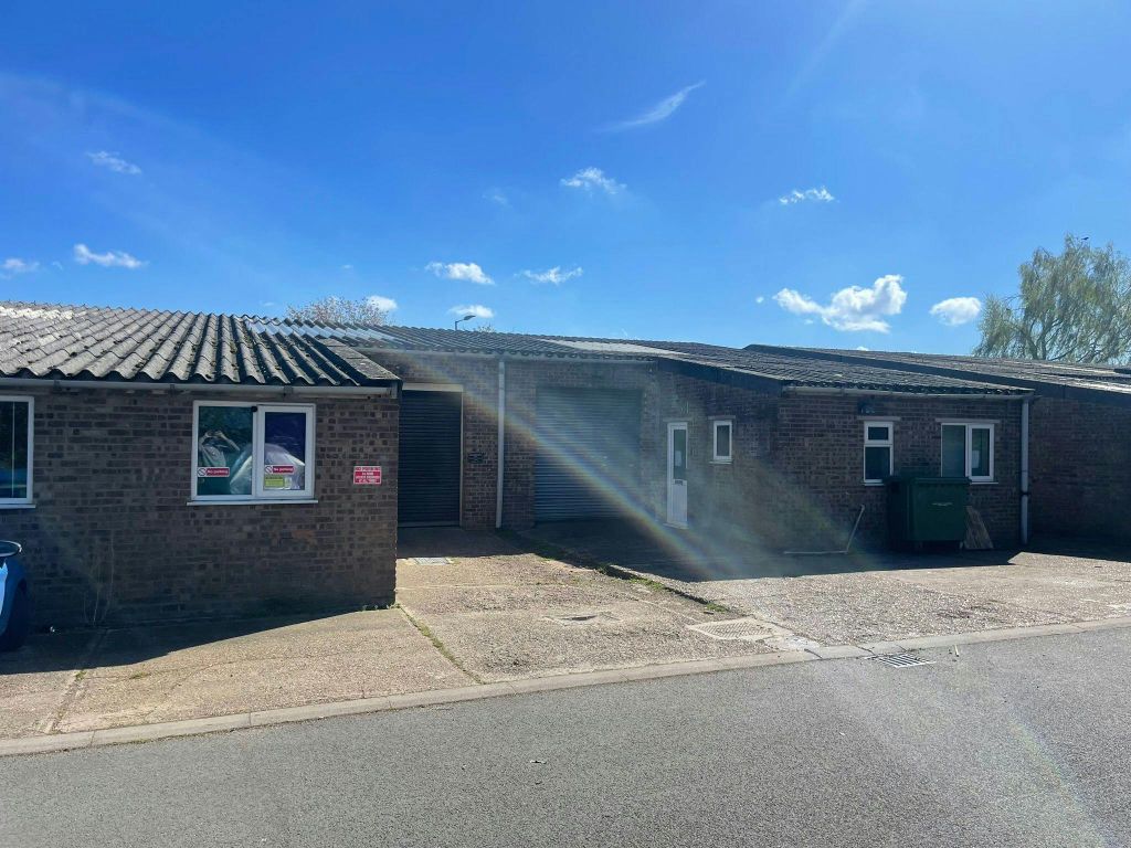 Property photo 2 of 2 Cstg5715.Jpg