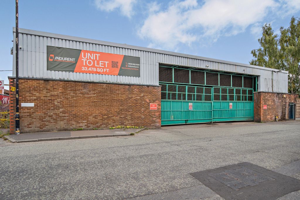 Property photo 2 of 12