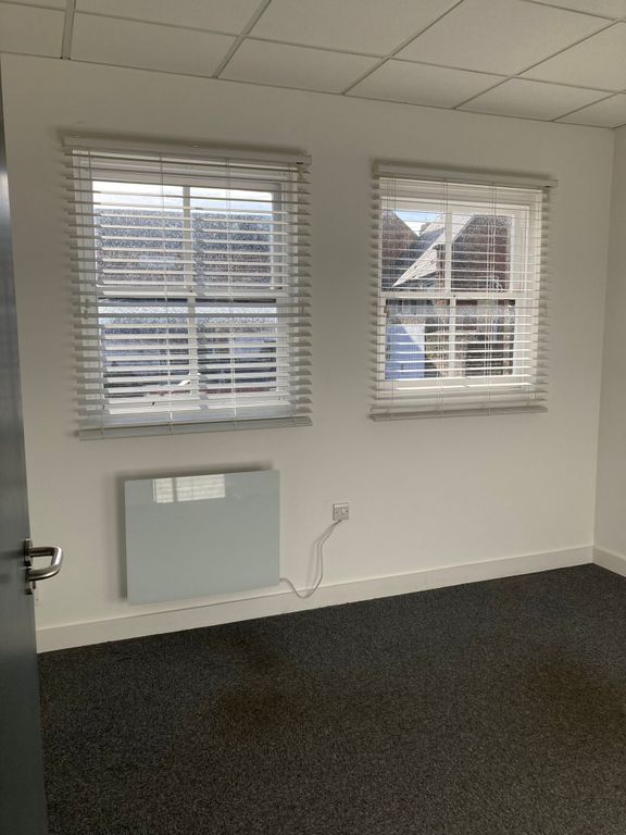 Property photo 3 of 4