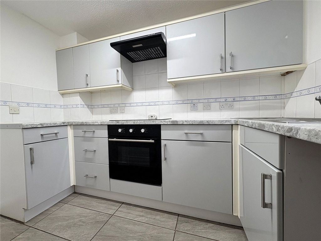 Property photo 3 of 18 Picture No. 07