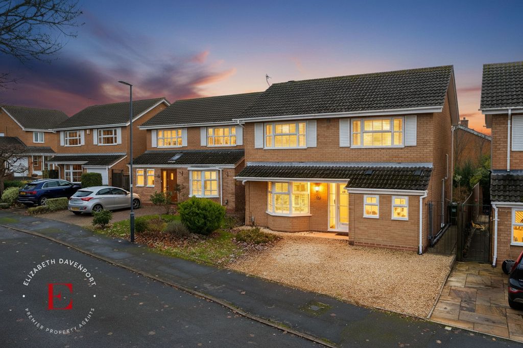 Property photo 1 of 19