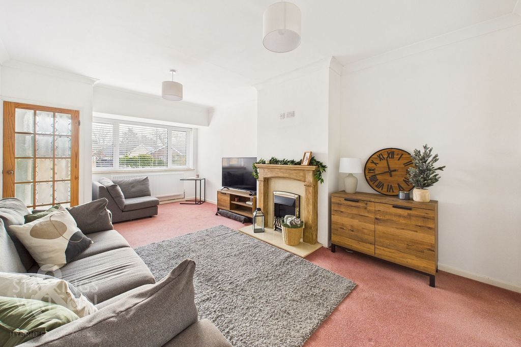 Property photo 3 of 22