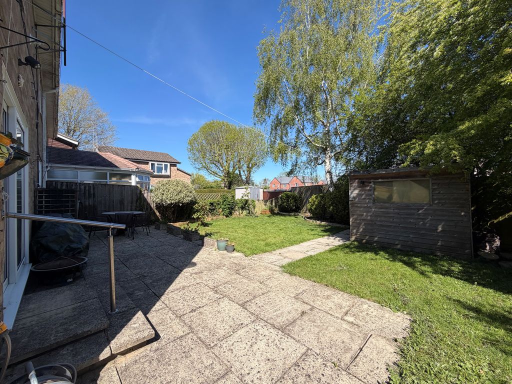 Property photo 2 of 20