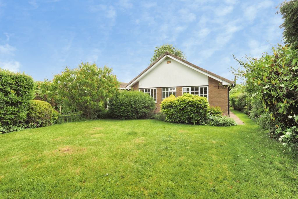 Property photo 3 of 17 Wyndhamleameetinghouselaneretforddn220Bs33
