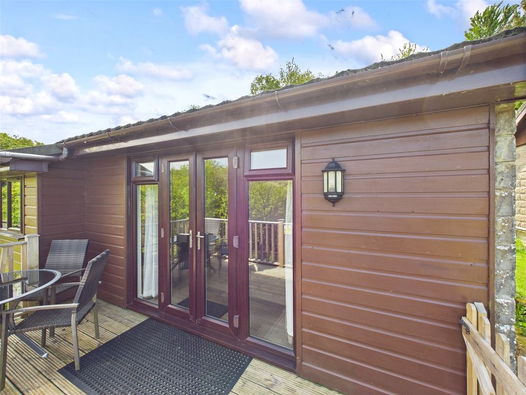 Property photo 1 of 7 Picture No. 09