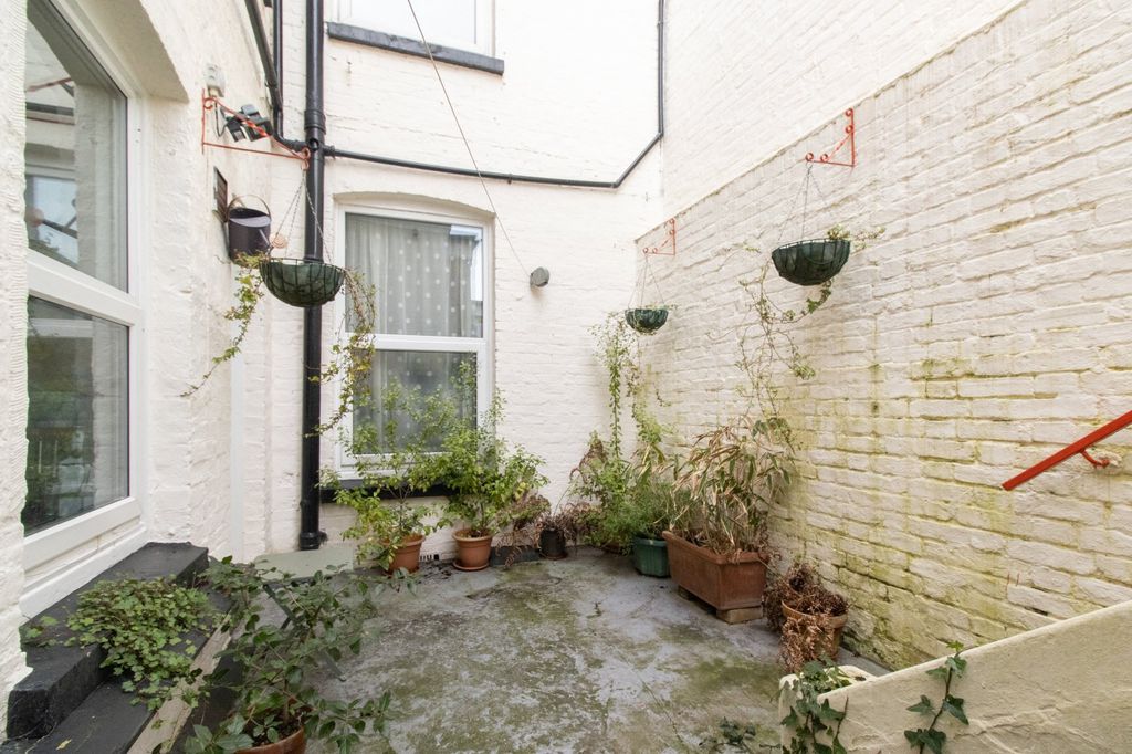 Property photo 3 of 4 Picture No. 09
