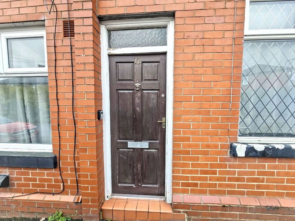 Property photo 3 of 23