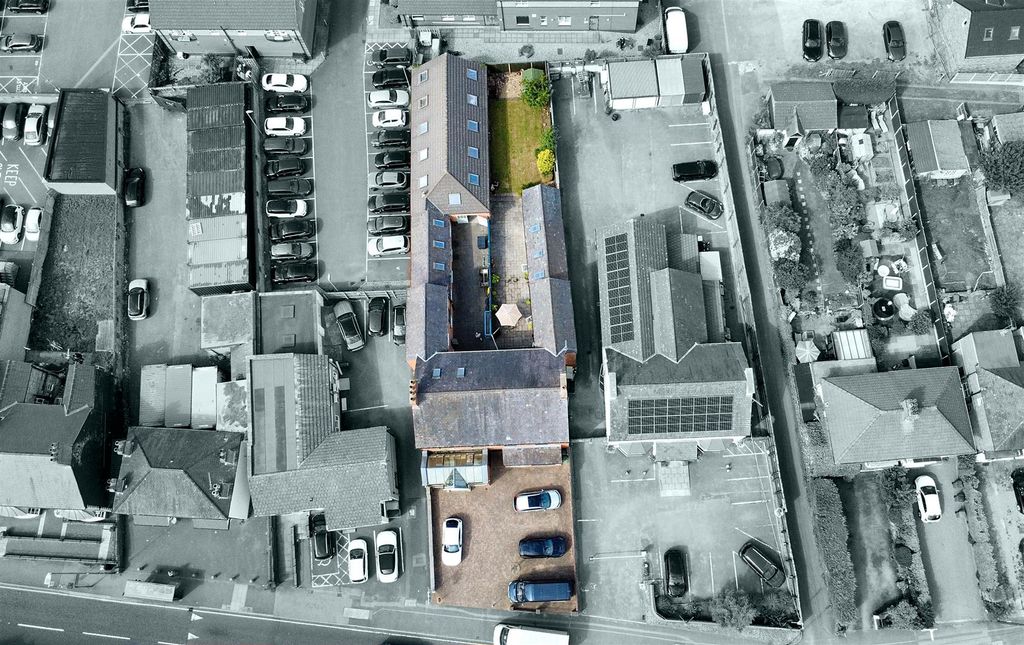 Property photo 2 of 40 Aerial.Jpg