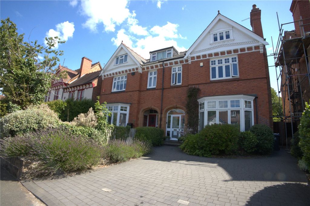 Property photo 1 of 32 Picture No. 23